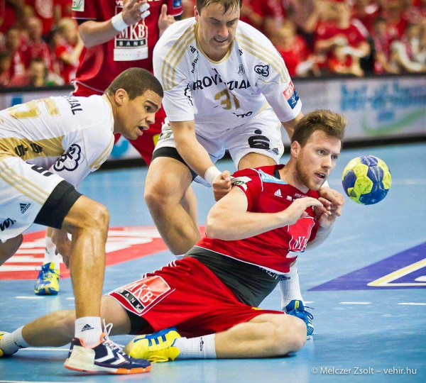 Momir Ilic (31-es mezben) jövő nyártól veszprémben