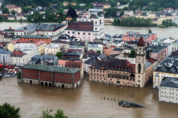 Passau víz alatt (fotó: MTI/AP)