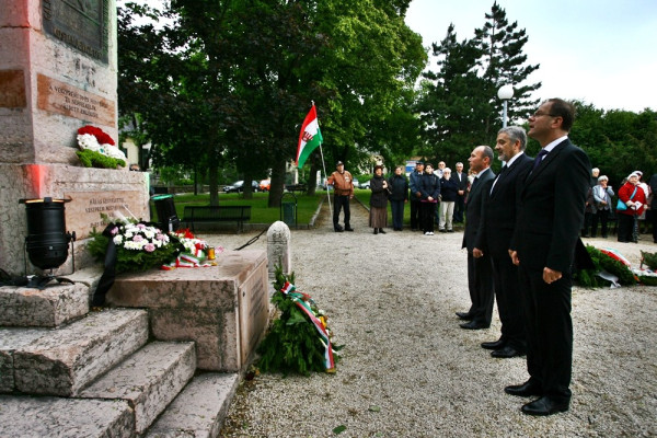 Tekintse meg galériánkat a megemlékezésről!
