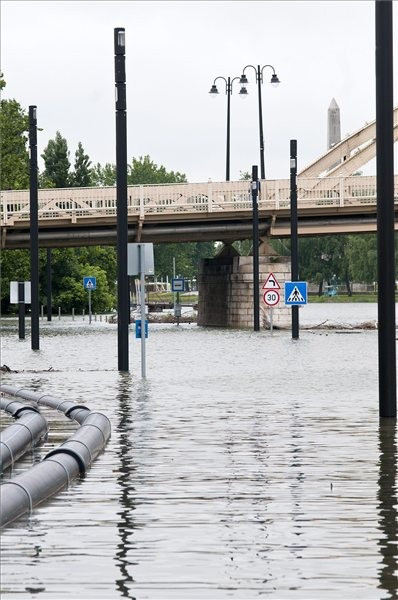 Győr, Móricz Zsigmond rakpart