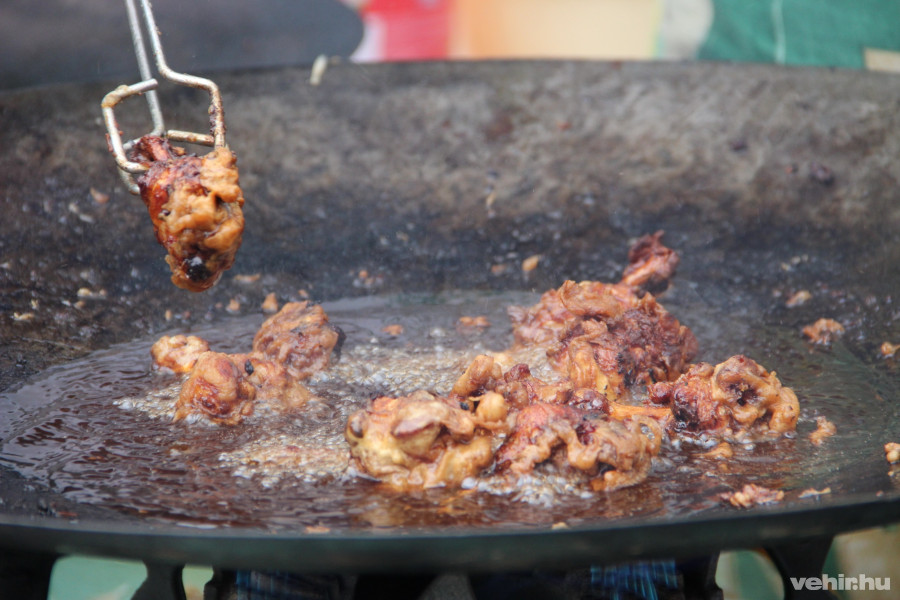 A jó hangulat mellé finom ételek is járnak