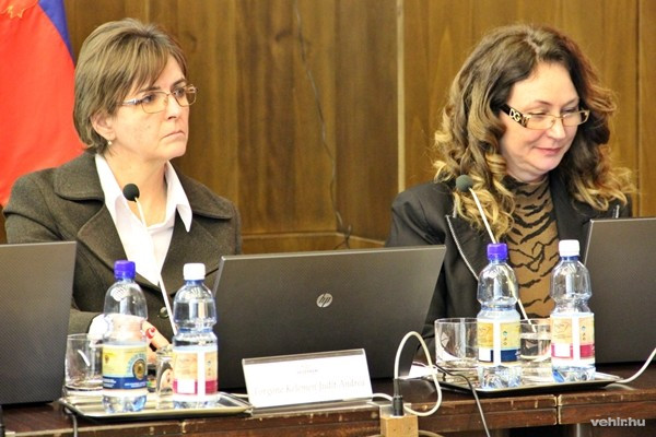 Forgóné Kelemen Judit és Nagy Piroska