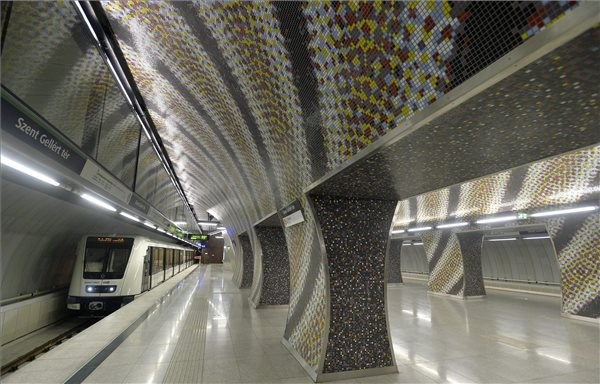 A négyes metró Gellért téri állomása (mti)