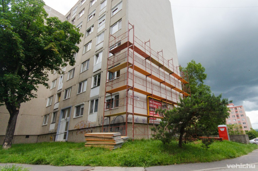 Munkácsy u. 3. Már állványoznak