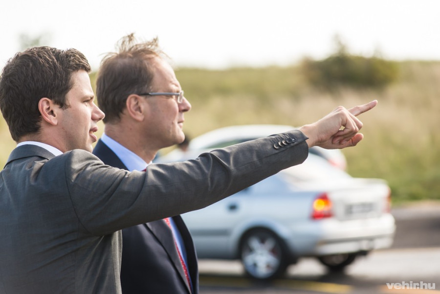 Loppert Dániel és dr. Navracsics Tibor