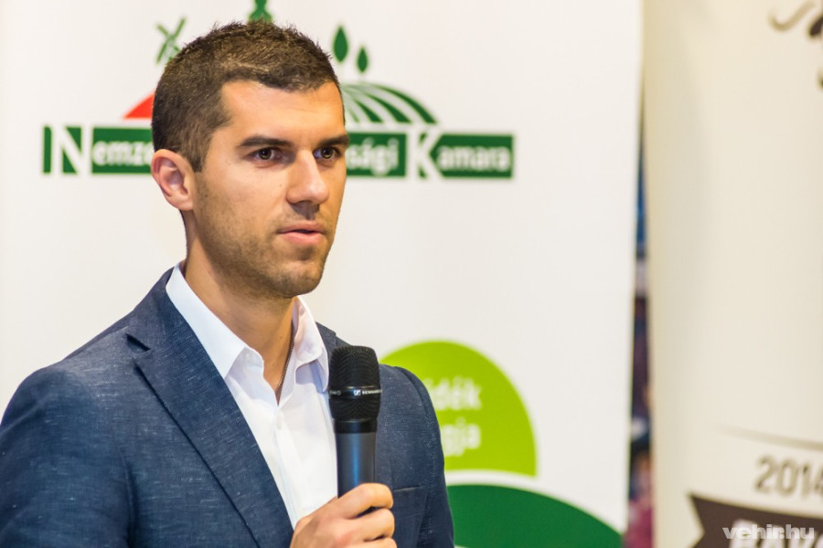 Dr. Mihalovics Péter