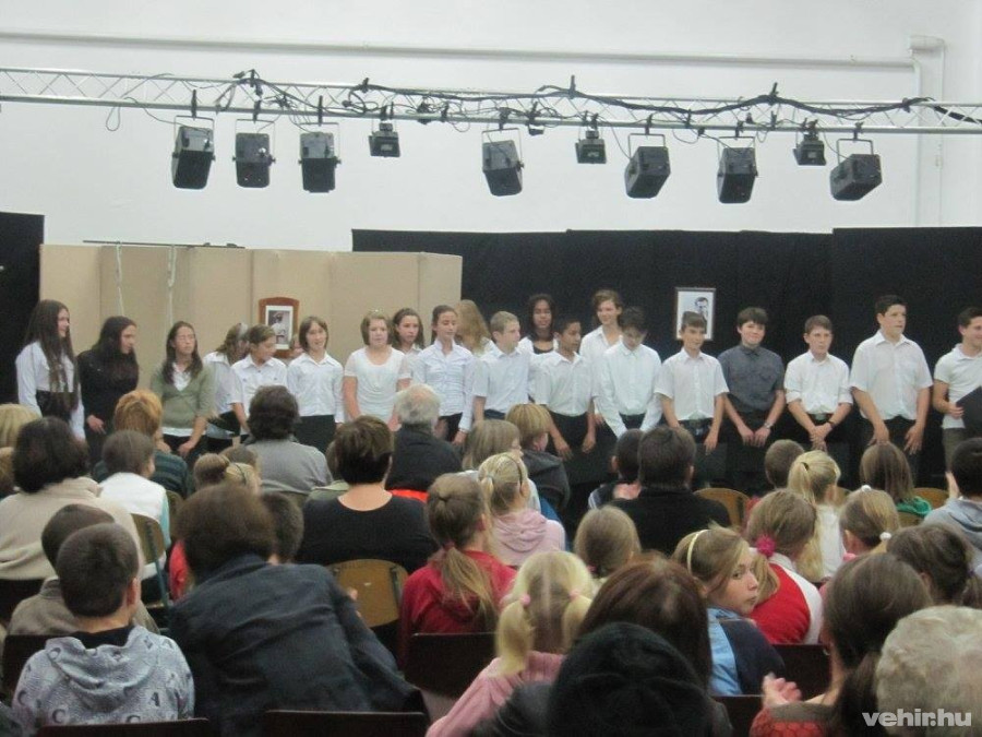 (Fotó: A megyei könyvtár Facebook-oldaláról)