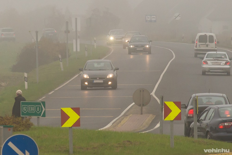 Az autósok többsége szabálytalanul használja a ködfényszórót és a ködlámpát
