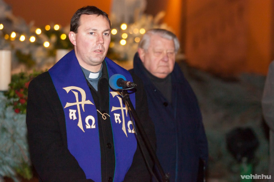 Szíjártó László