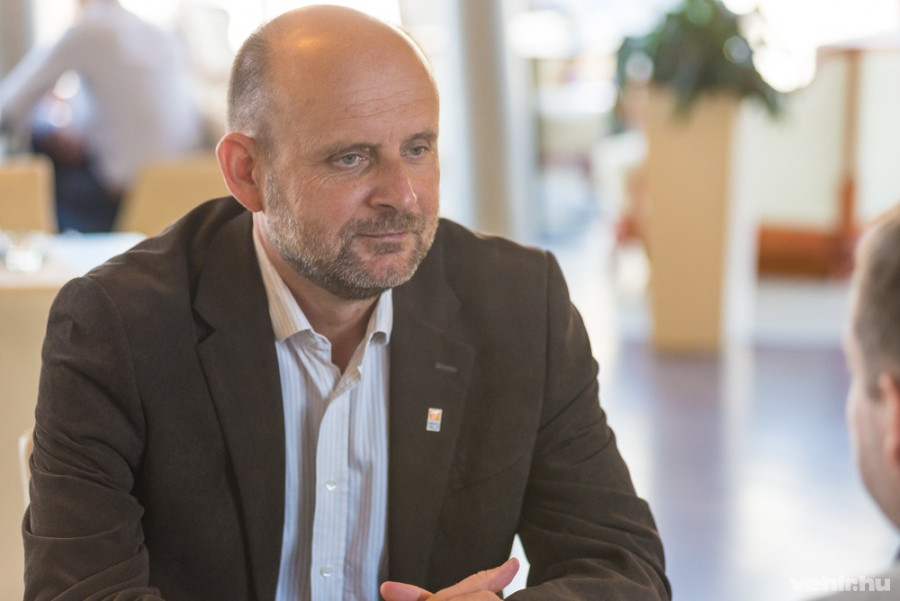 archív fotó: Bélafi László