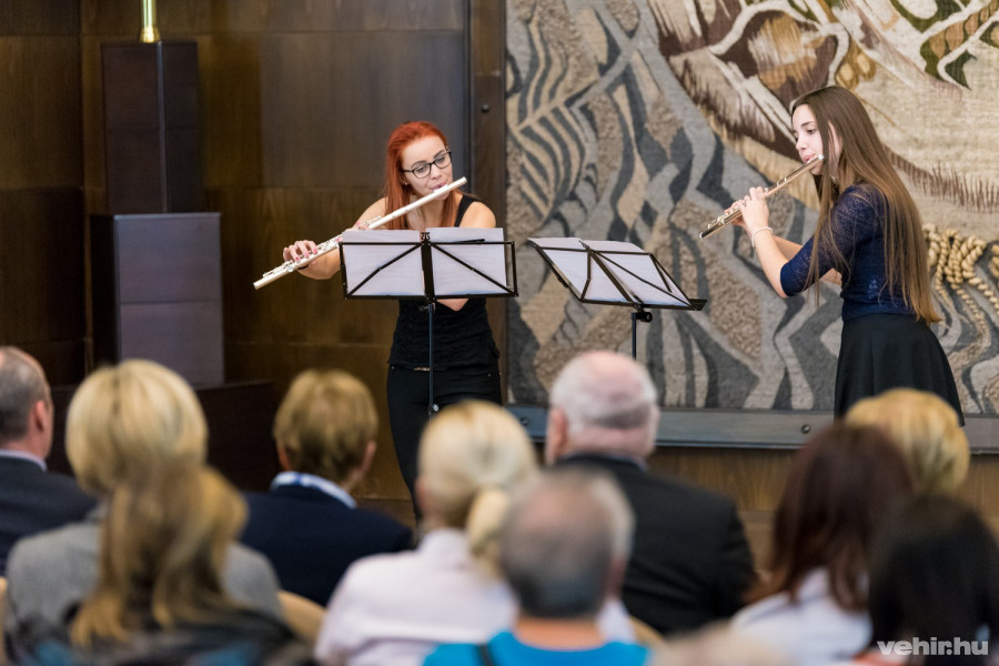 Mitru Vivien és Bács Ágnes