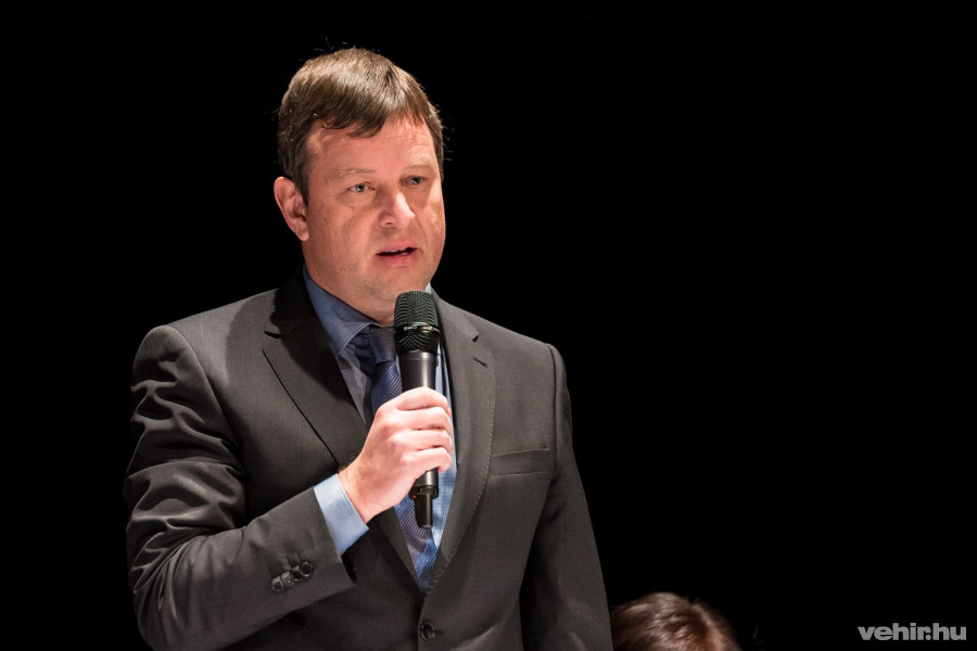 dr. gelencsér andrás