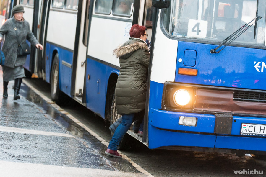 Szükség lenne a buszok cseréjére