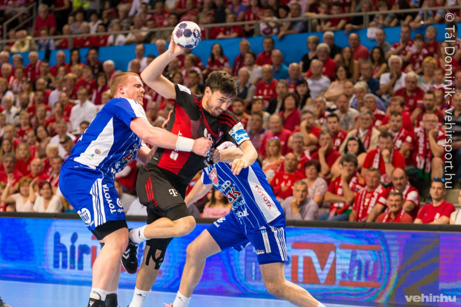 Archív fotó - Gaber (bal oldalon) védekezésben