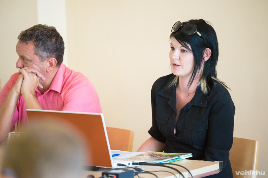 Szintén Zsuzsanna szociális munkás szerint a gyerekek nyitottan fogadták a kezdeményezéseket