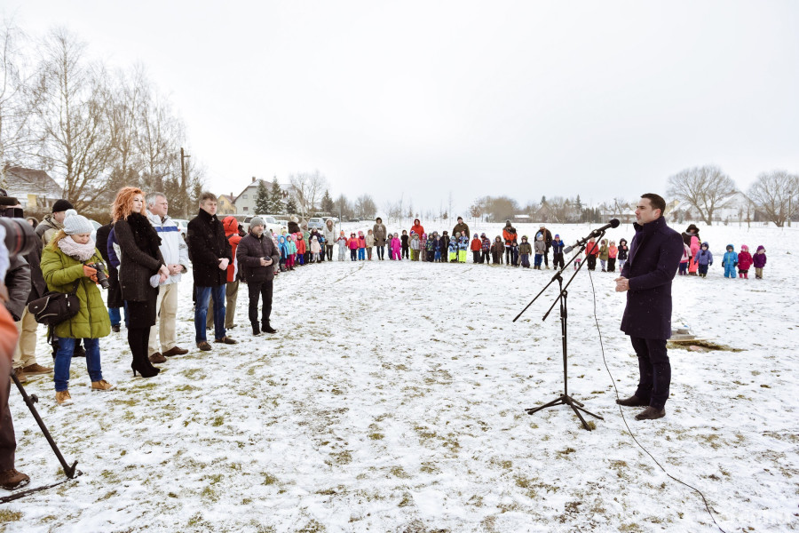 Ovádi Péter a majdani óvoda helyén