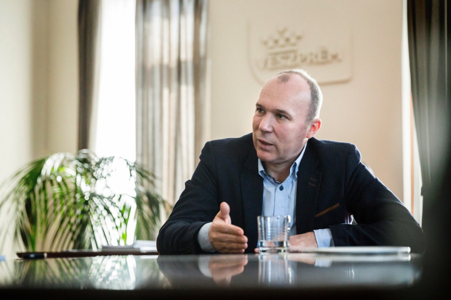 Porga Gyula a lengyeleknek és a horvátoknak szurkol (archív fotó)