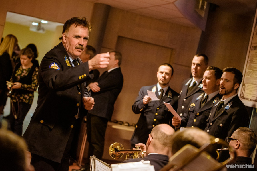 A MH Légierő Zenekara világháborús gyászdallal emlékezett az elesettekre