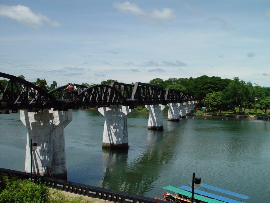 Híd a Kwai folyón (Michael Janich)