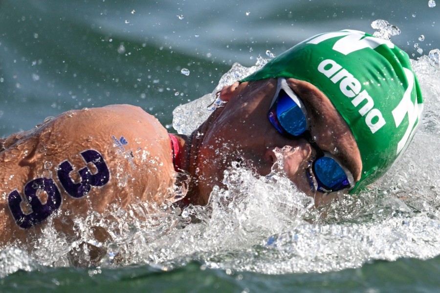 Betlehem Dávid a férfi nyíltvízi úszók 5 kilométeres versenyén a vizes világbajnokságon a budakalászi Lupa-tavon 2022. június 27-én. MTI/Szigetváry Zsolt 