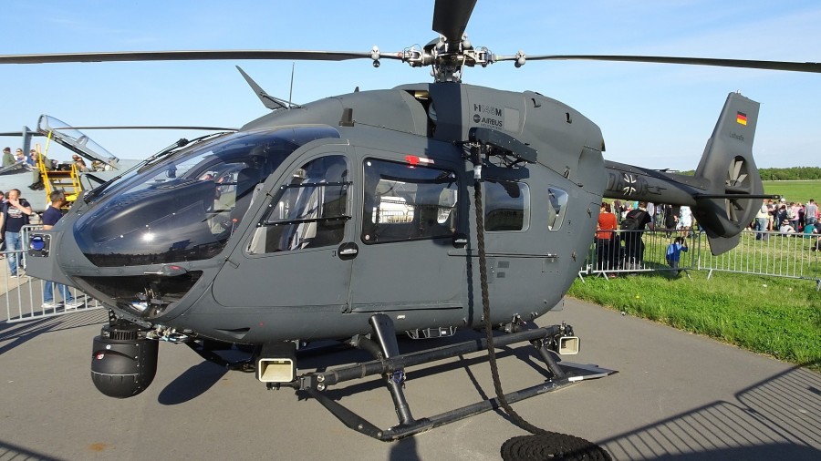 Illusztráció: egy ilyen típusú helikopter zuhant le – a képen a német hadsereg egy Airbus H145-ös helikoptere látható (Fotó: Neuwieser / Wikipedia)