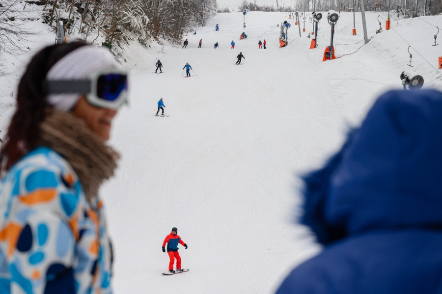 Síelők Eplényben (Fotó: Vasvári Tamás / MTI, archív)