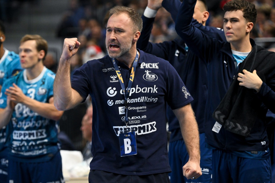 Michael Apelgren, a Szeged vezetõedzõje a férfi kézilabda Bajnokok Ligája csoportkörében játszott OTP Bank - Pick Szeged - PPD Zagreb mérkõzésen a szegedi Pick Arénában 2025. november 27-én. MTI/Czeglédi Zsolt