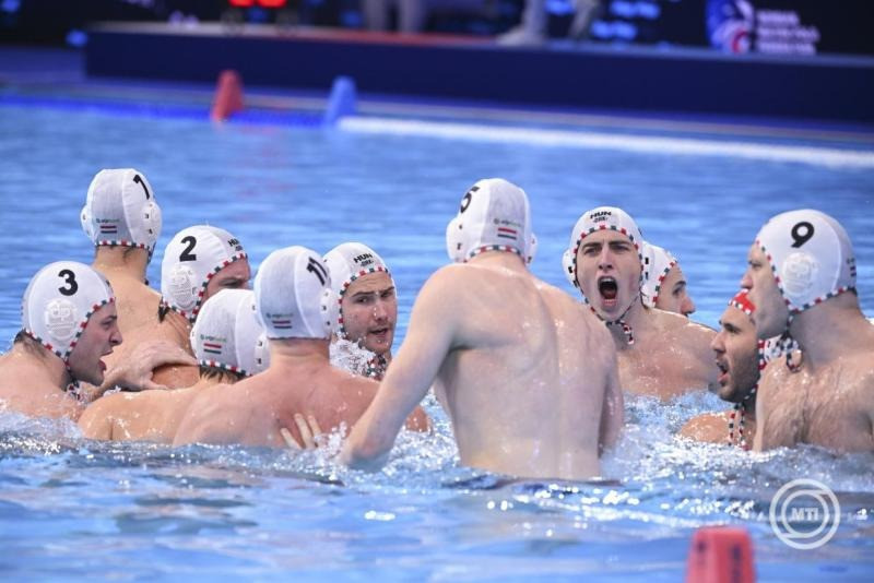 A magyar válogatott a belgrádi férfi vízilabda Európa-bajnokság középdöntőjének E csoportjában játszott Magyarország - Hollandia mérkőzésen a Belgrade Arenában 2026. január 16-án. MTI/Czeglédi Zsolt