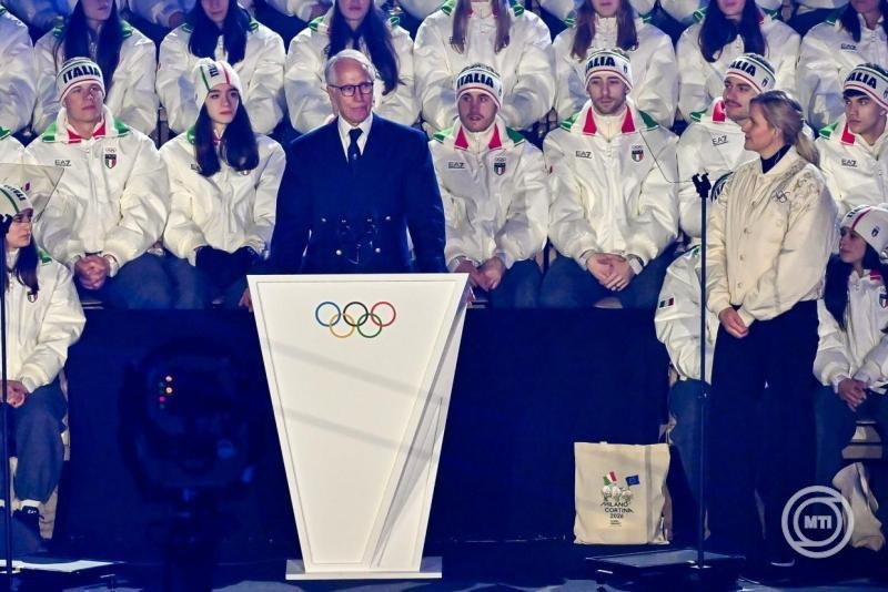 Giovanni Malago, a szervezőbizottság elnöke beszédet mond a 2026-os milánói-cortinai téli olimpia záróünnepségén a Verona Arénában 2026. február 22-én. MTI/Illyés Tibor