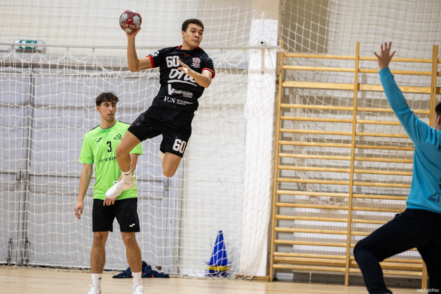 Súlyos vereséget szenvedett a VKKFT, döntetlent játszott az akadémia (archív fénykép)