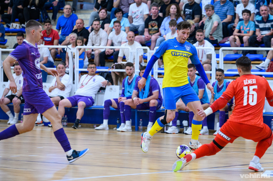 Az Újpest büntetőkkel verte a Kecskemétet az első elődöntőben