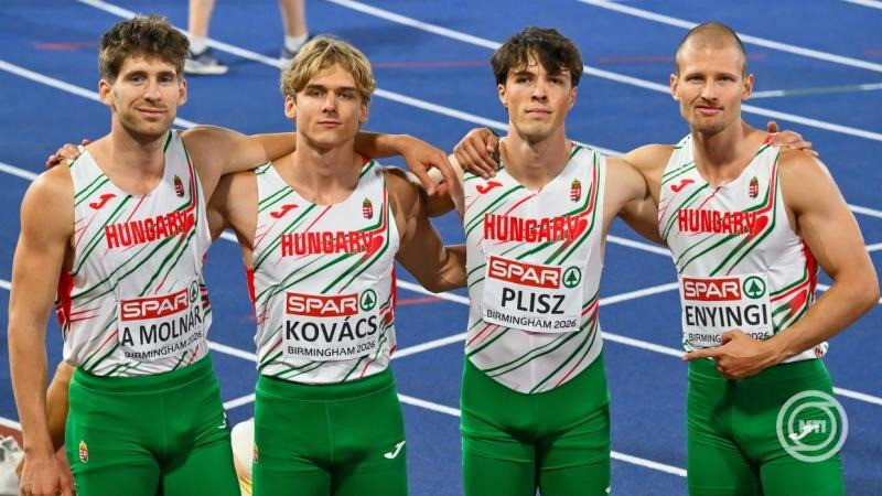 Molnár Attila, Kovács Árpád, Plisz Balázs és Enyingi Patrik (b-j) a férfi 4x400 méteres váltófutás döntője után a birminghami atlétikai Európa-bajnokságon 2026. augusztus 16-án. MTI/Czeglédi Zsolt