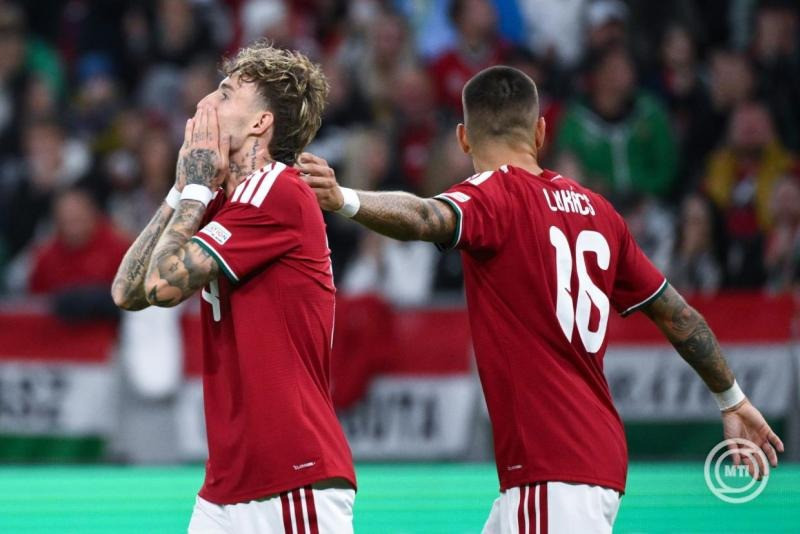 Bolla Bendegúz (b) és Lukács Dániel a labdarúgó UEFA Nemzetek Ligája B-divíziójának Magyarország - Ukrajna nyitómérkőzésén a Puskás Arénában 2026. szeptember 25-én. MTI/Bodnár Boglárka