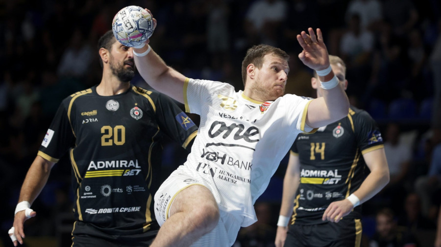 Dragan Pechmalbec, a Veszprém játékosa a férfi kézilabda Bajnokok Ligája első csoportkör harmadik fordulójának A csoportjában játszott Partizan Beograd-One Veszprém HC mérkőzésen Belgrádban 2026. október 7-én. MTI/EPA/Andrej Cukic